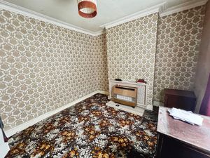 Dining Room - click for photo gallery
